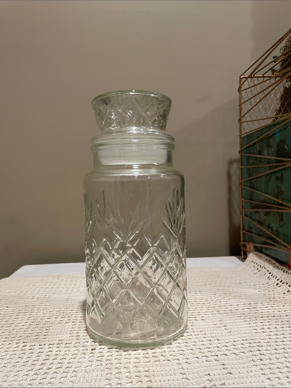 Clear Diamond-Pattern Glass Canister with lid by Mr. Peanuts